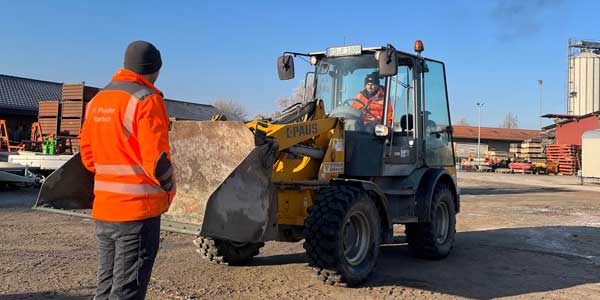 Umgang mit Maschinen und Werkzeugen